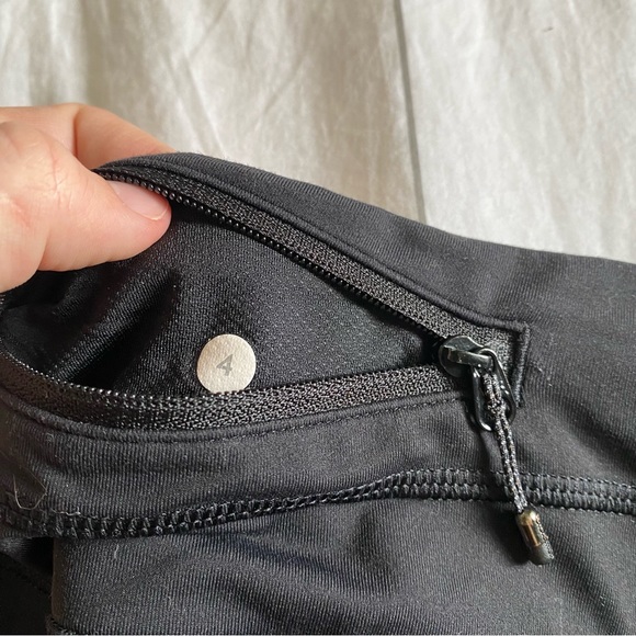 Lululemon Women’s Leggings - Picture 3 of 5